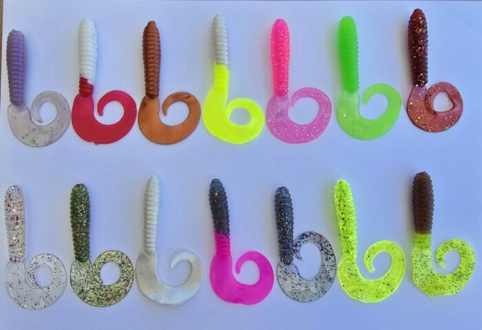 4" Swirl Tail